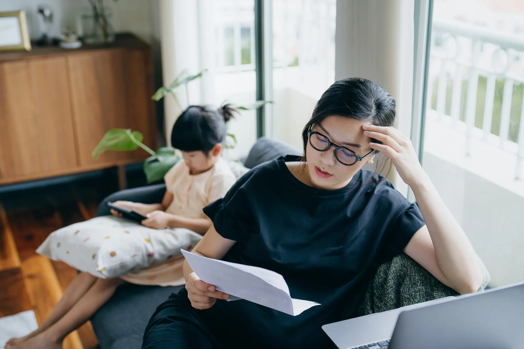 Self-Employed and Behind on Retirement? The Solo 401(k) Door May Be Bigger Than an IRA’s